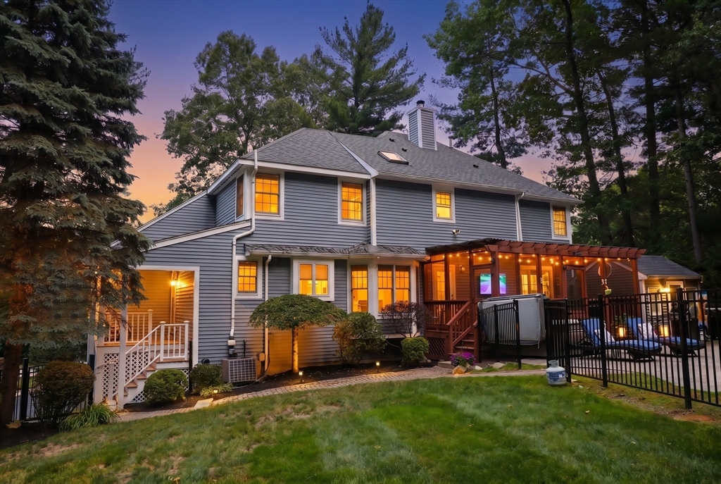 4 Burnham Dr
