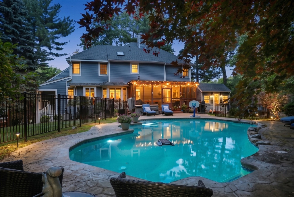 4 Burnham Dr