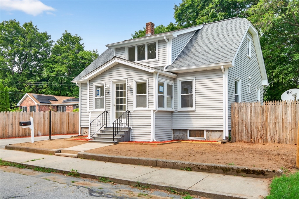 32 Glendale Ave