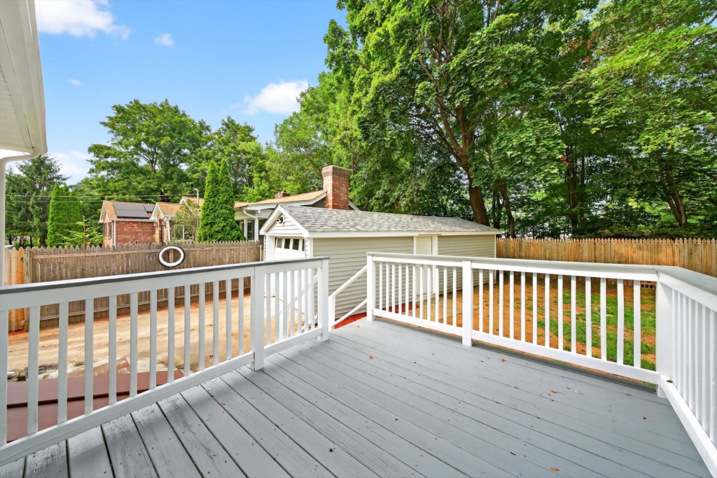 32 Glendale Ave