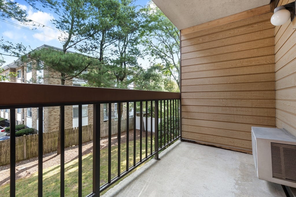 4975 Washington St #209, Boston, MA Photo #13