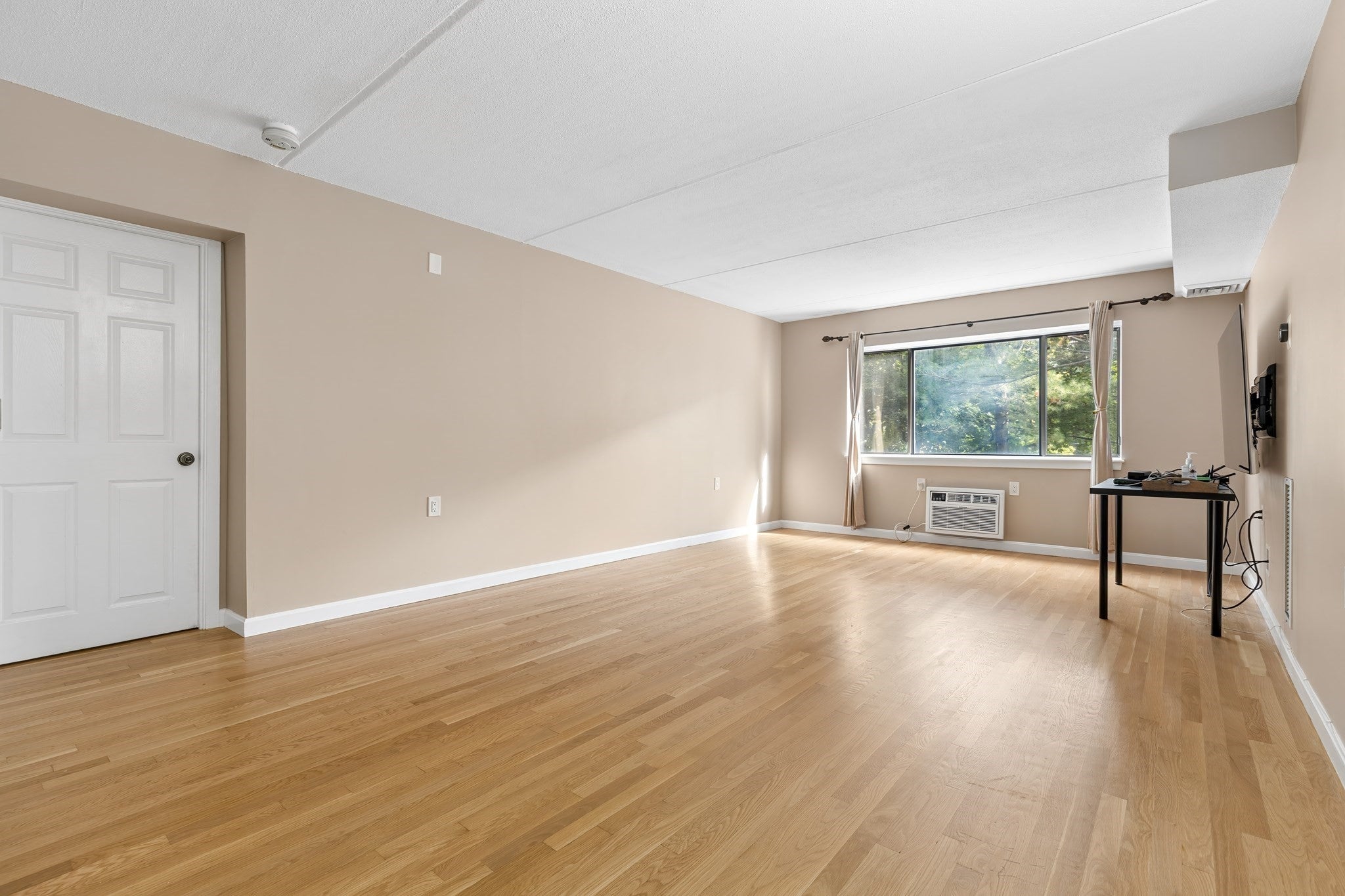 4975 Washington St #209, Boston, MA, 4975 Washington St #209, Boston, MA Photo #4