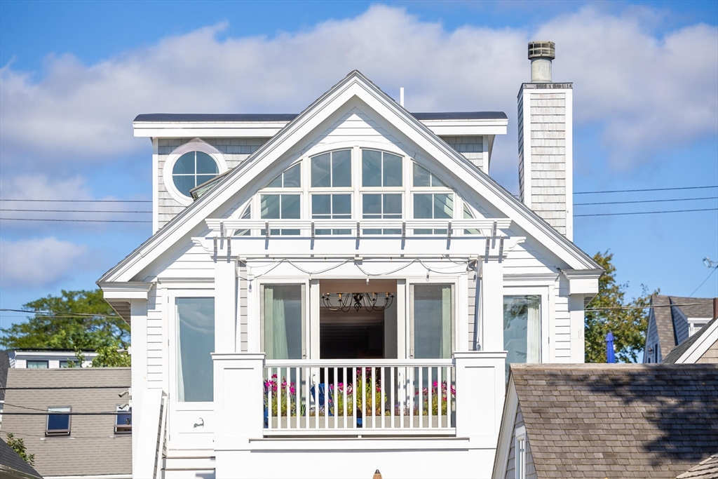 139 Commercial Street Penthouse