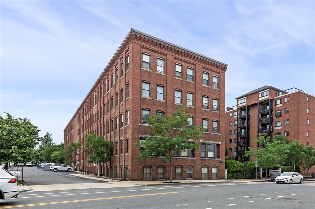 50 Rantoul St 407