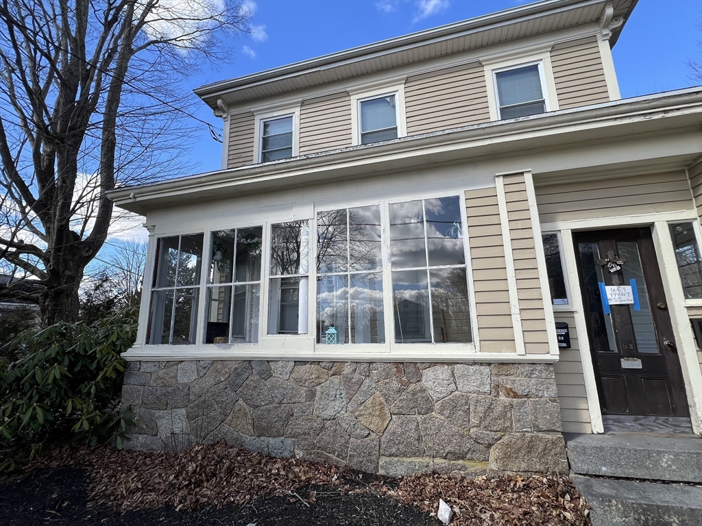 82 Pleasant St