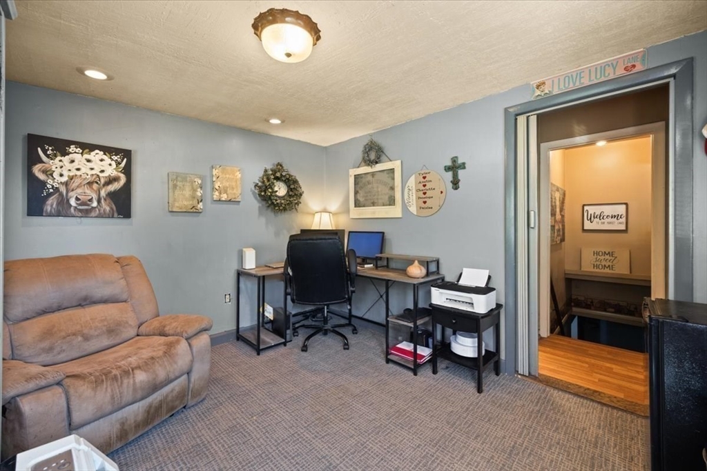 11 Longview Rd, Brockton, MA Photo #30