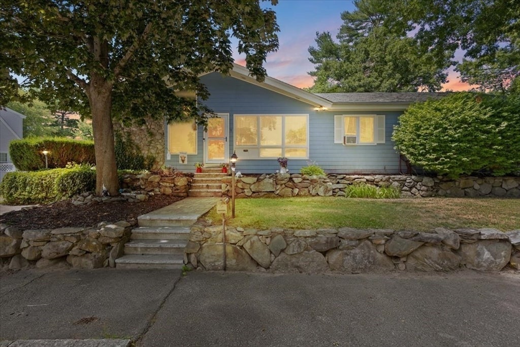 11 Longview Rd, Brockton, MA Photo #6