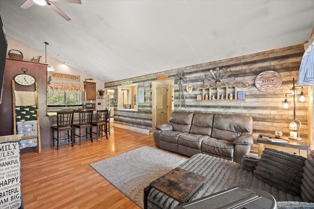 11 Longview Rd, Brockton, MA Photo #14