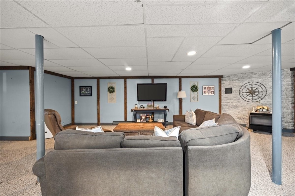 11 Longview Rd, Brockton, MA Photo #33