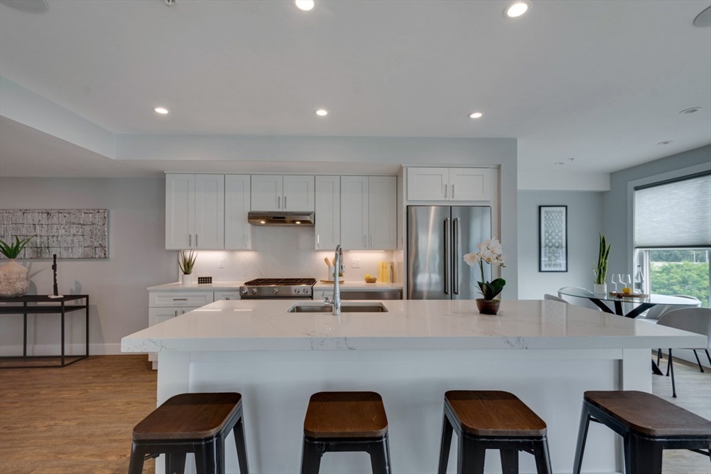 135 Hancock St 18