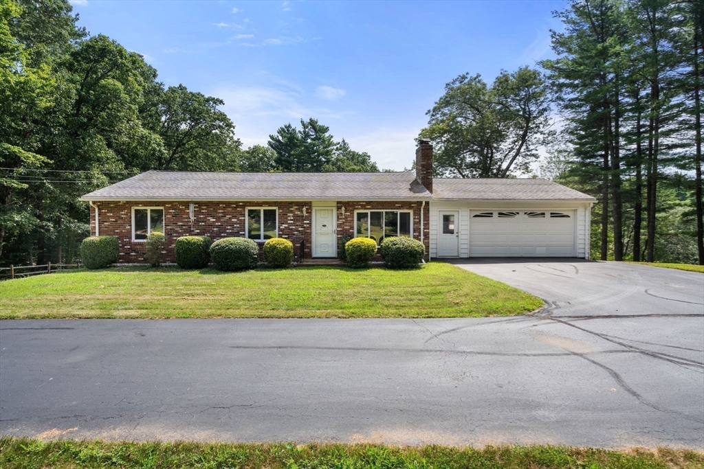 749 Alpine Dr