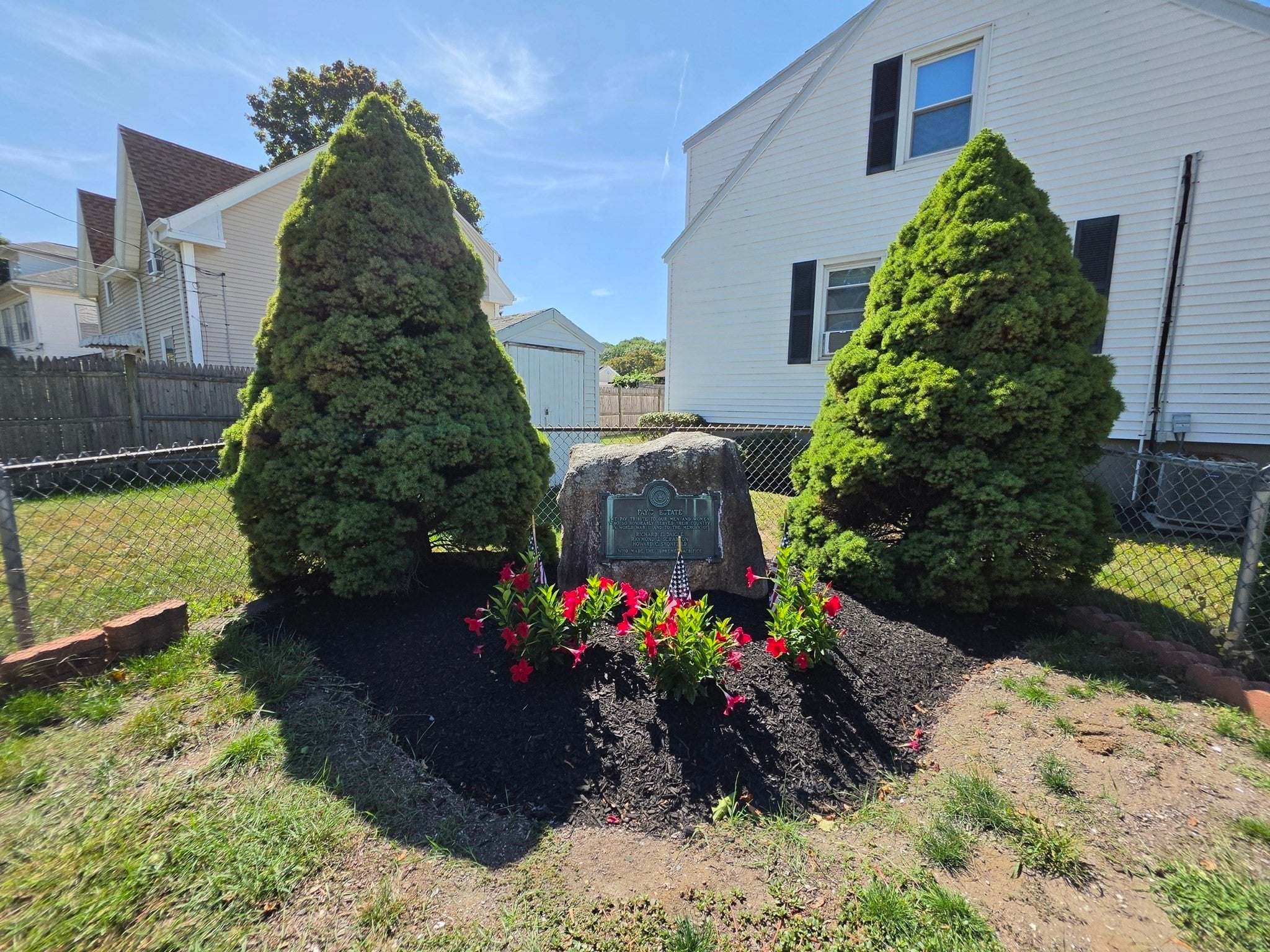 4 Edgemere Rd