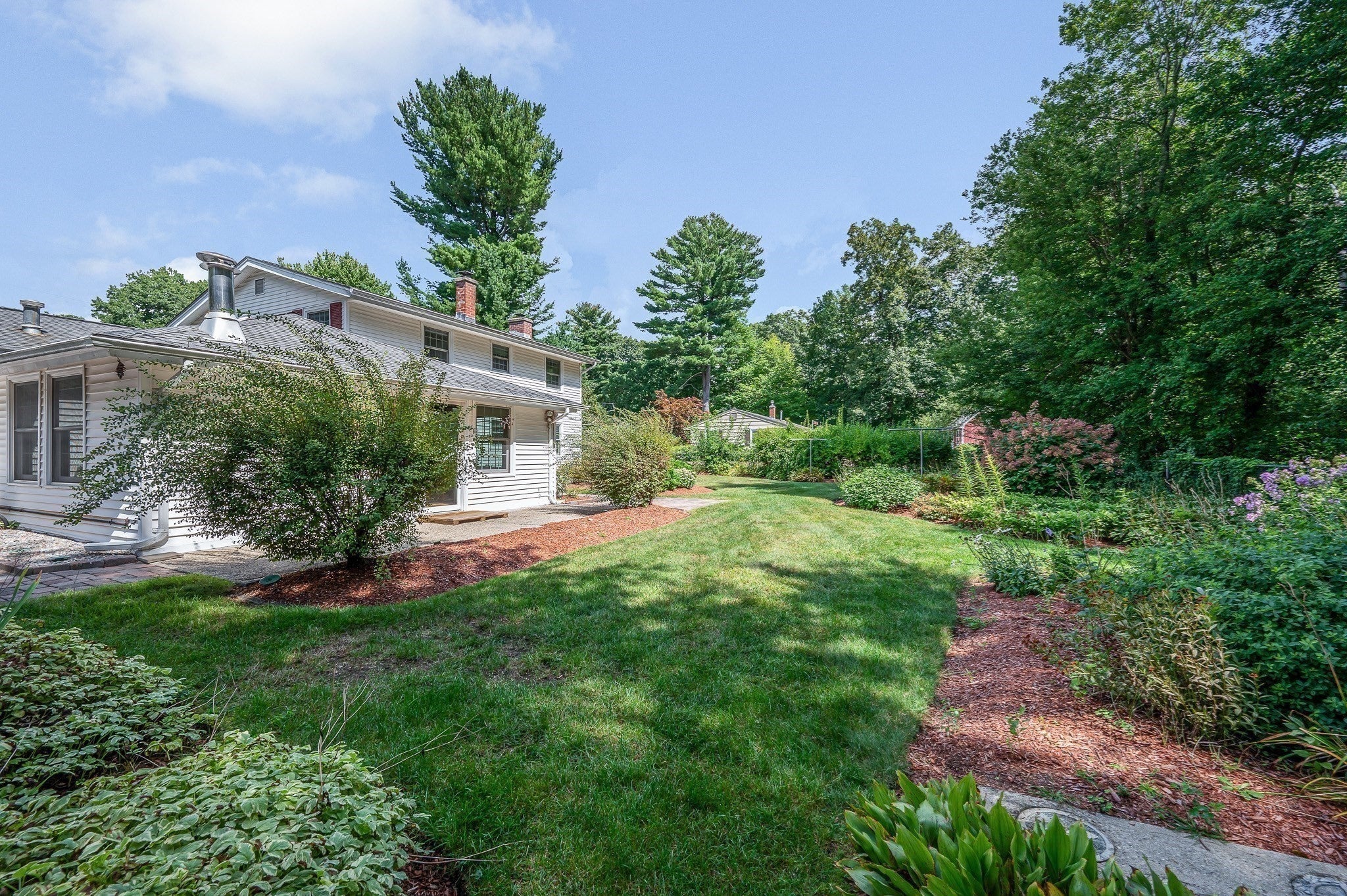 16 Porter Rd, Chelmsford, MA Photo #27