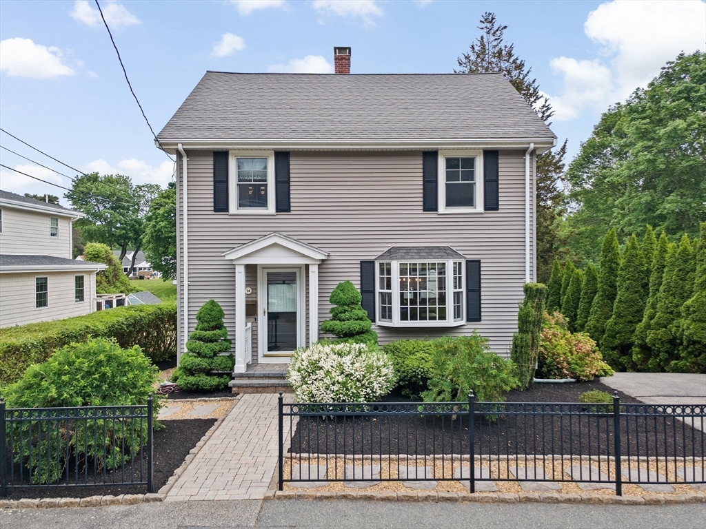 14 East St