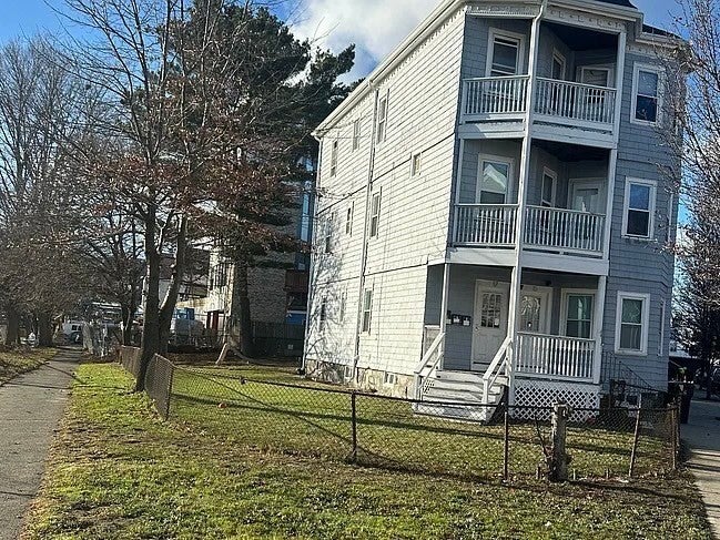 15 Gladstone St #3, Everett, MA, 15 Gladstone St #3, Everett, MA Photo #1
