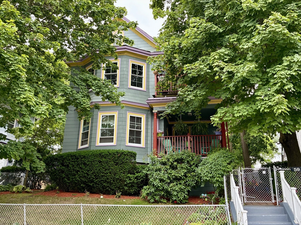 Click for 59 Esmond ST #1, Boston, MA slideshow