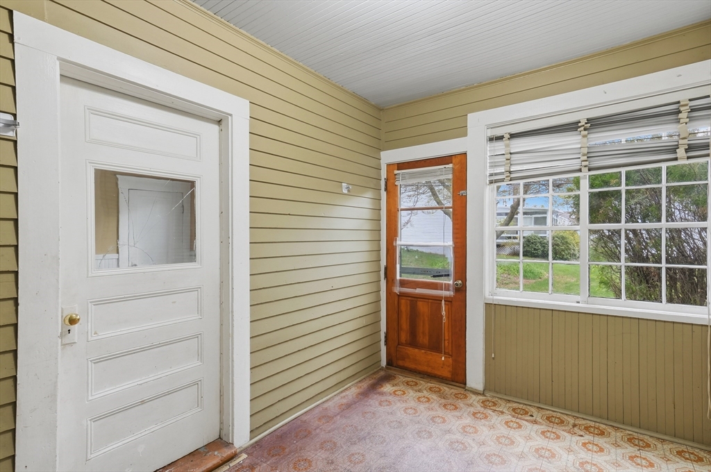 104 Bedford Avenue, Lowell, MA, 104 Bedford Avenue, Lowell, MA Photo #3