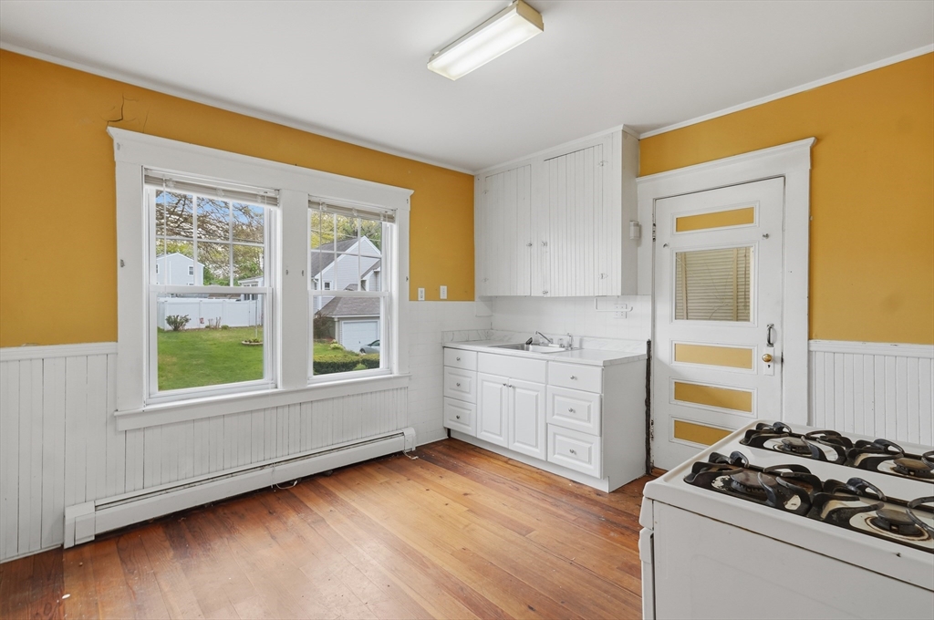 104 Bedford Avenue, Lowell, MA, 104 Bedford Avenue, Lowell, MA Photo #11