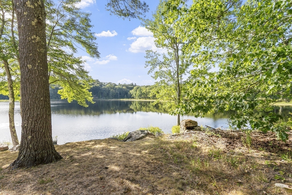 211 Log Cabin Road