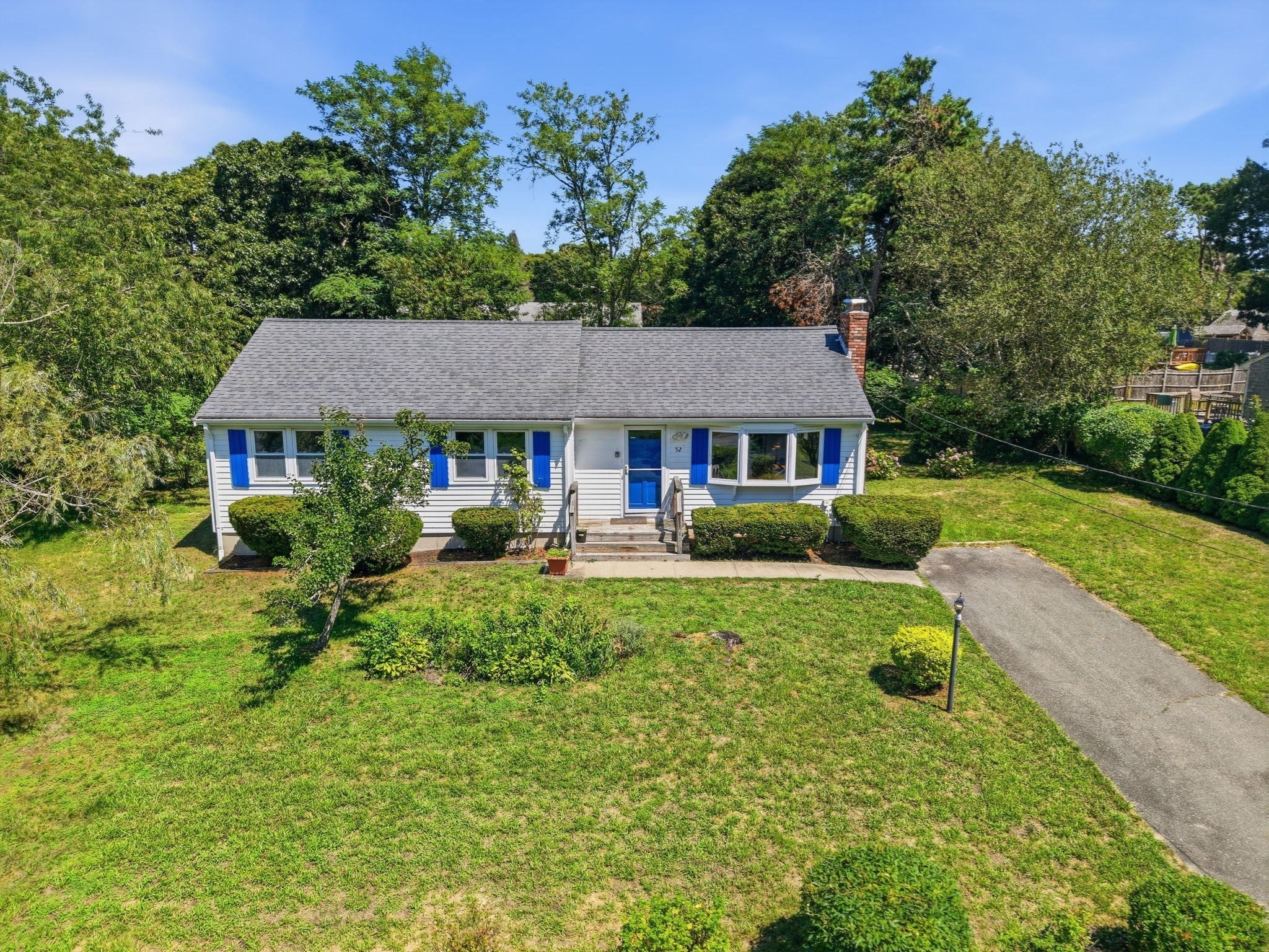 52 Arrowhead Dr.