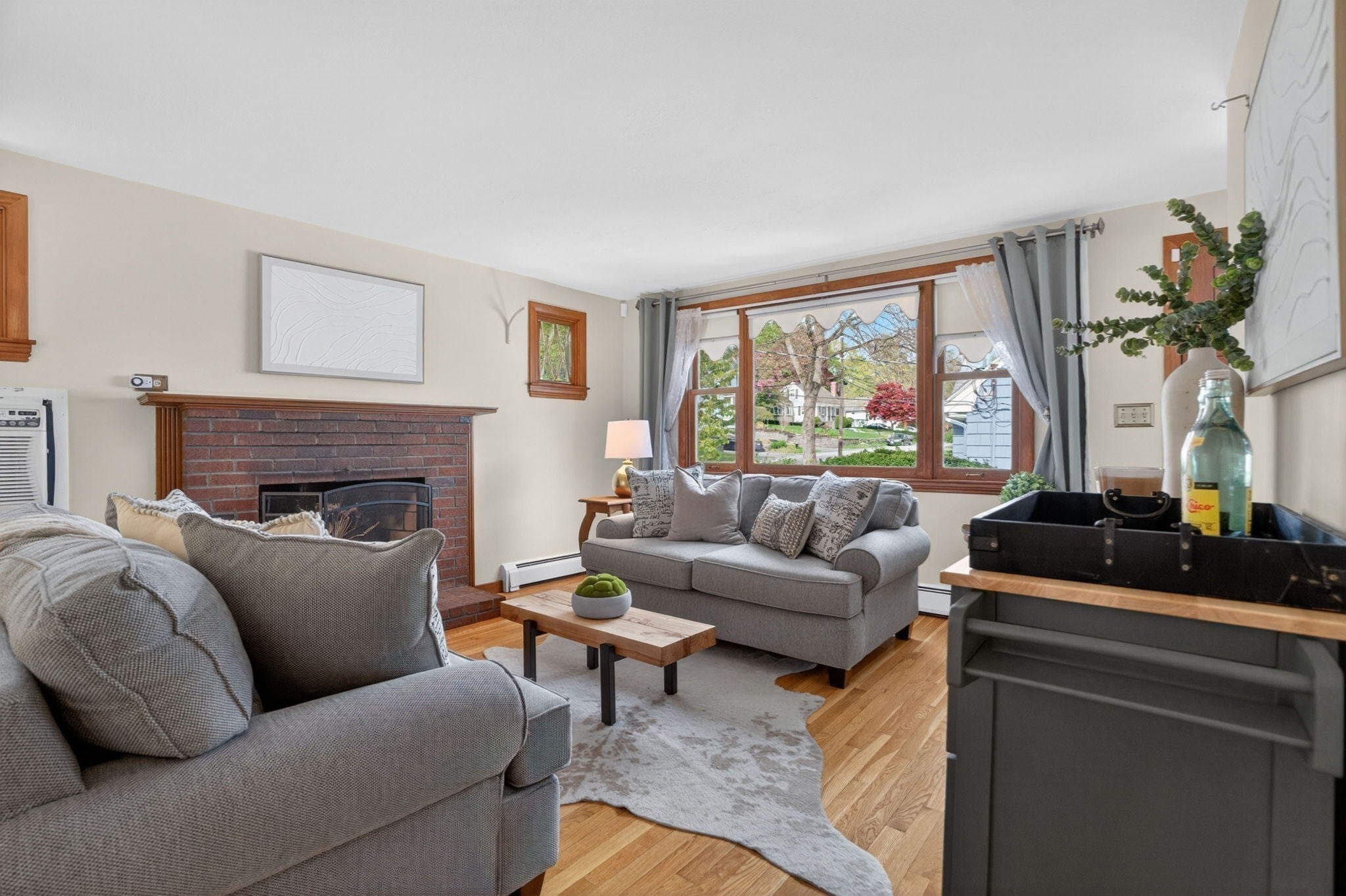 46 Grapevine Ave