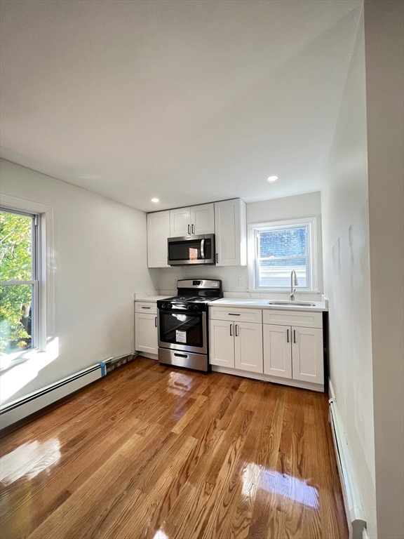 27 Barry Street 2R