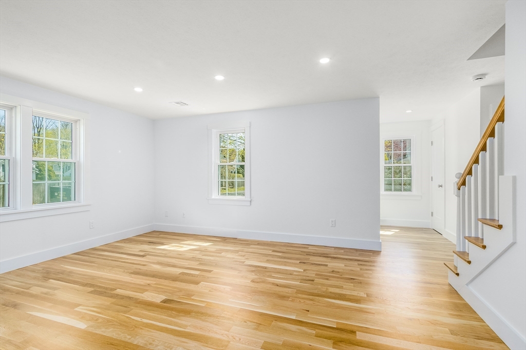 176 Palmer Ave 1