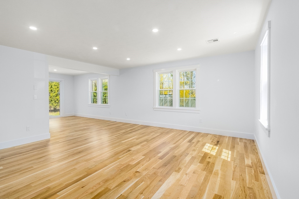 176 Palmer Ave 1