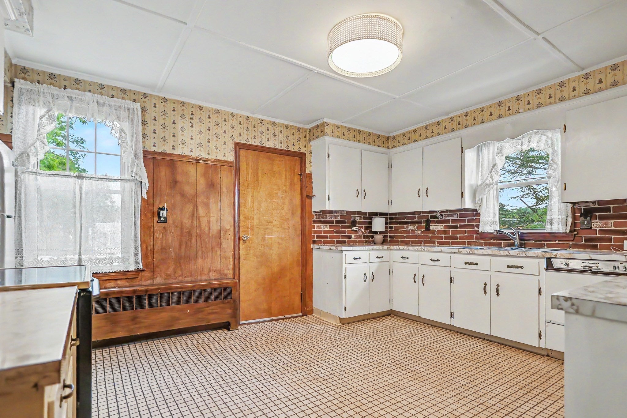 9 Varnum Street, Haverhill, MA Photo #4