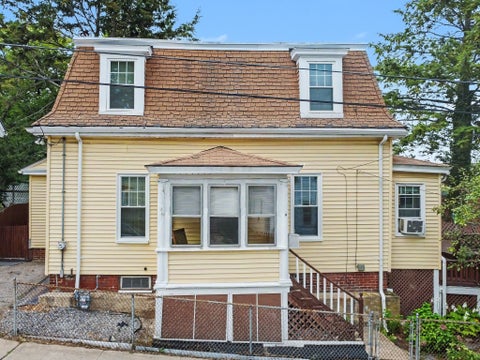 Photo of 9 Varnum Street, Haverhill, MA 01835 (MLS # 73573089)
