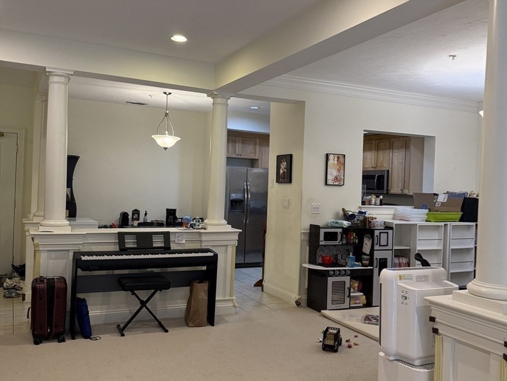 1206 Albion Rd 1206