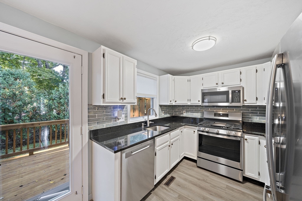 149 Bolivar St B4