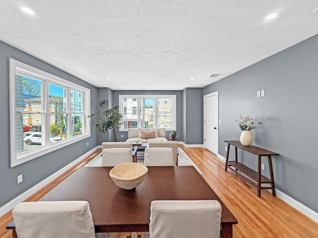 21 Thornton St 4