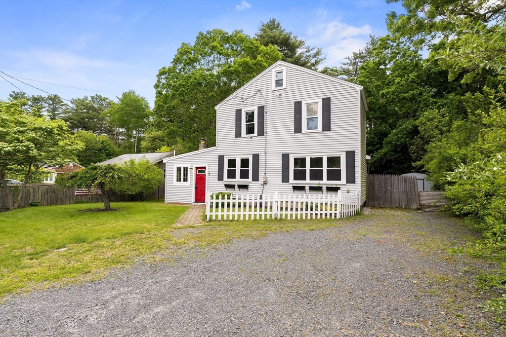 24 Oak Dr