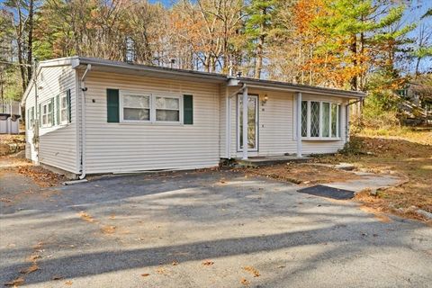 98 Glen Echo Blvd Stoughton MA 02072