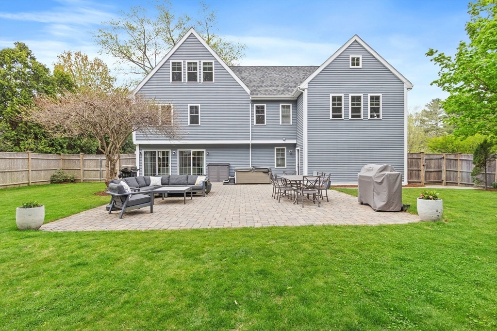 17 Bradford Rd