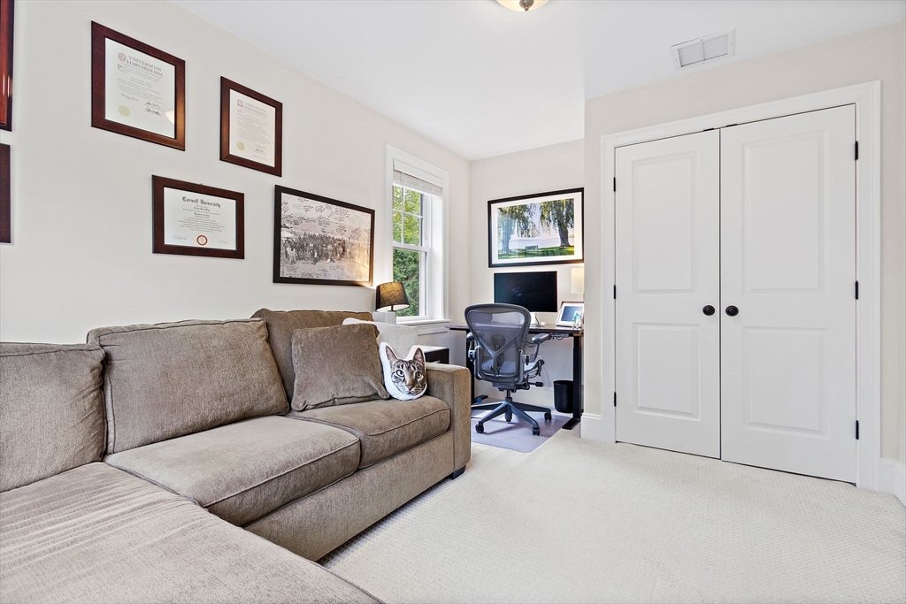 17 Bradford Rd, Natick, MA Photo #19