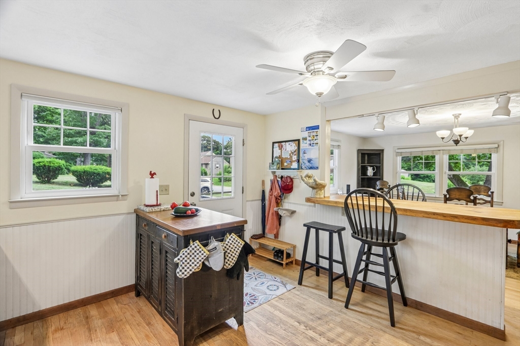8 Foster St, Oxford, MA Photo #20