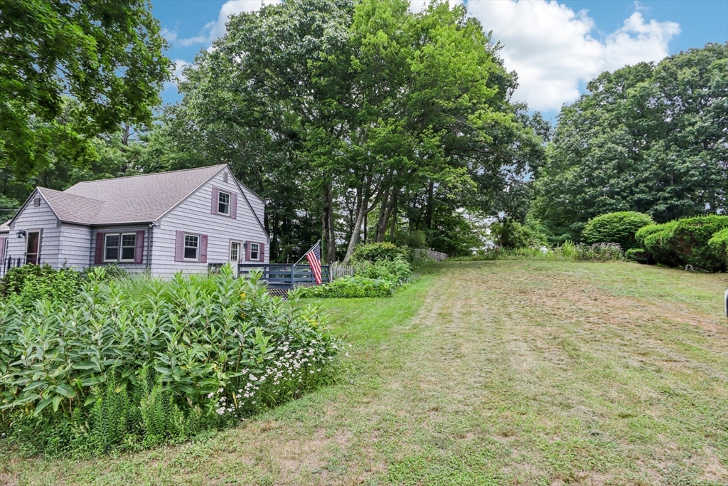 8 Foster St, Oxford, MA Photo #41
