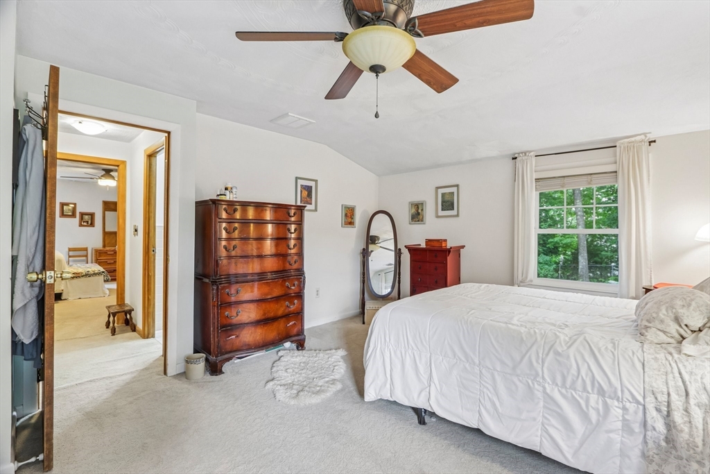 8 Foster St, Oxford, MA Photo #27
