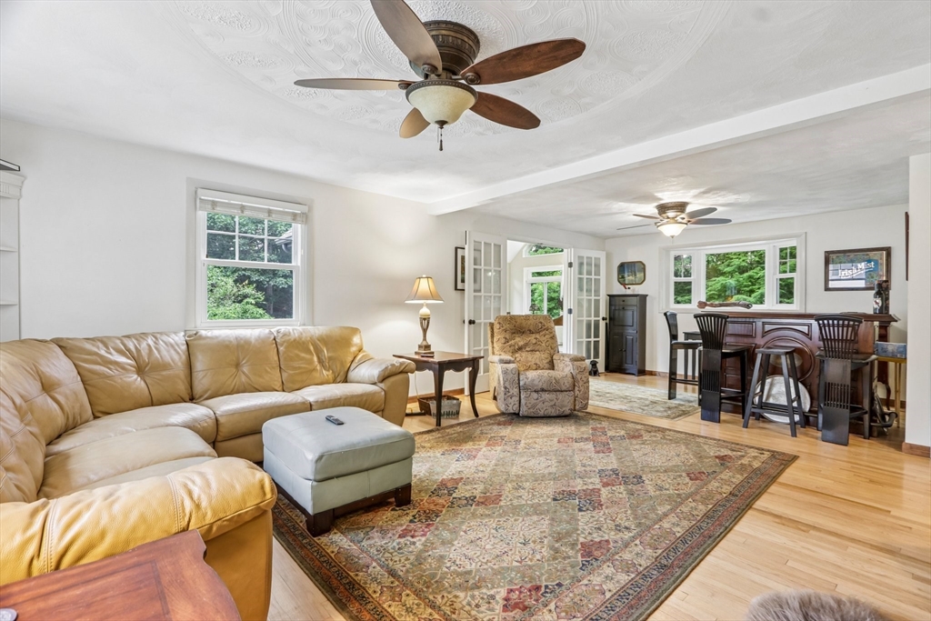8 Foster St, Oxford, MA Photo #10