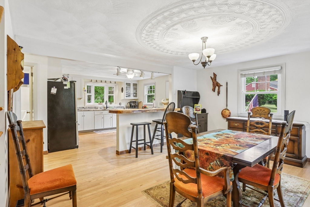 8 Foster St, Oxford, MA Photo #15