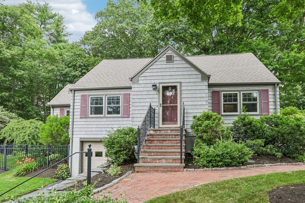 8 Foster St, Oxford, MA Photo #2