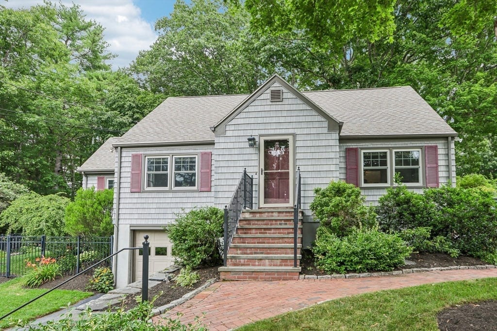 Photo of 8 Foster St, Oxford, MA 01540 (MLS # 73555599)