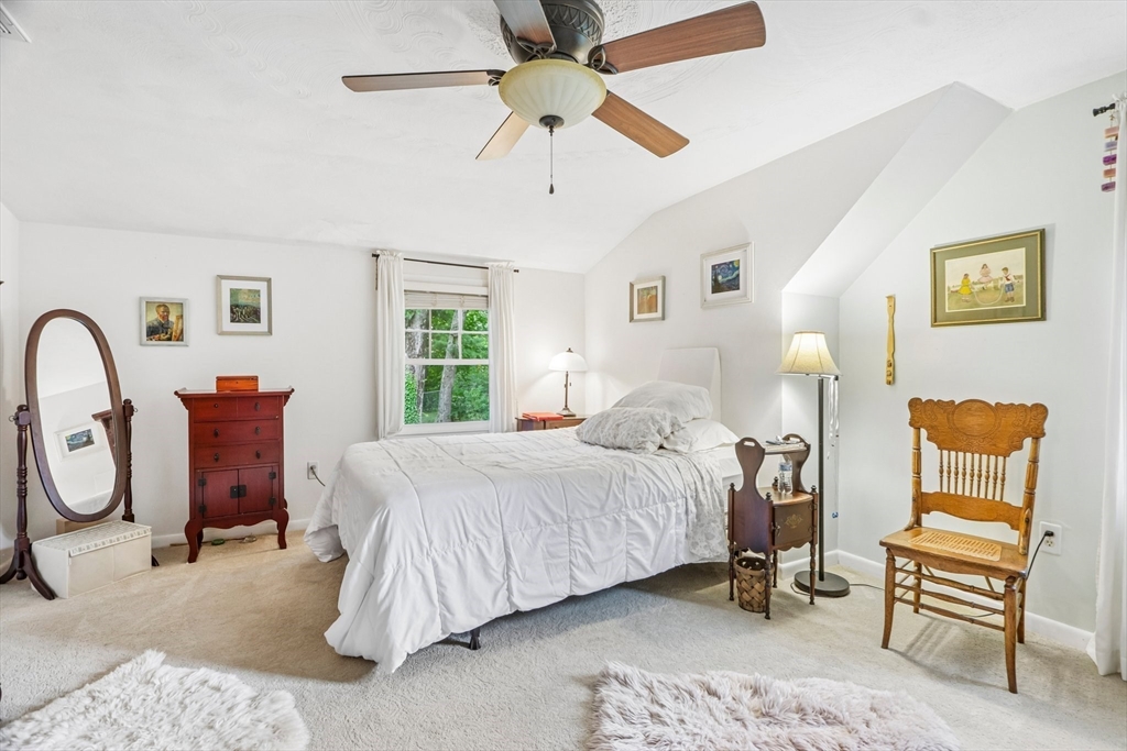 8 Foster St, Oxford, MA Photo #26
