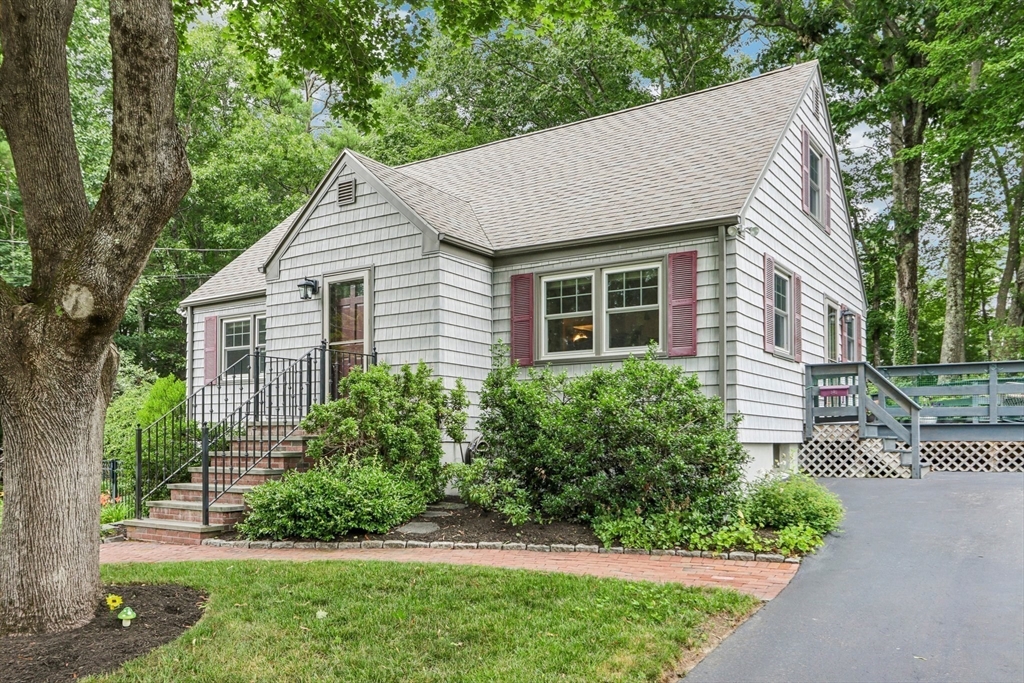 8 Foster St, Oxford, MA Photo #5