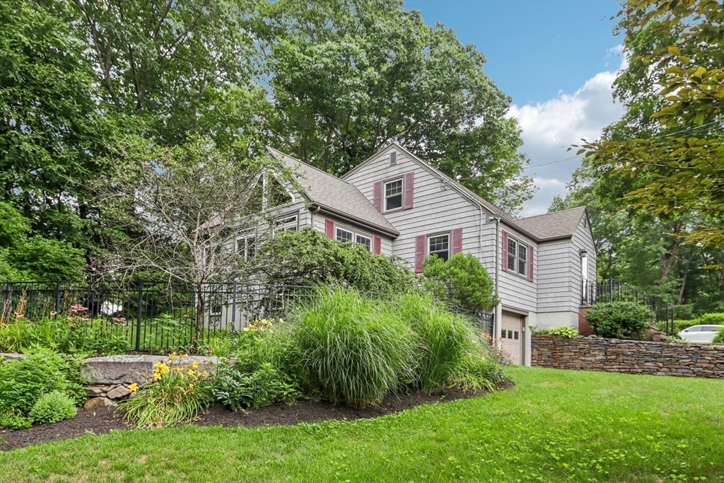 8 Foster St, Oxford, MA Photo #3