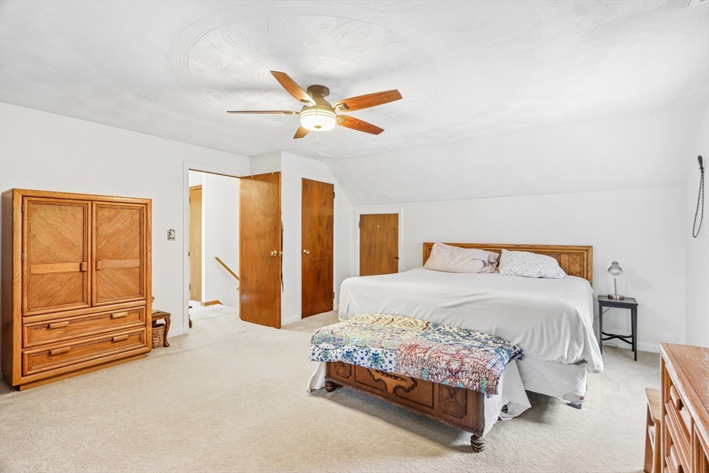 8 Foster St, Oxford, MA Photo #24