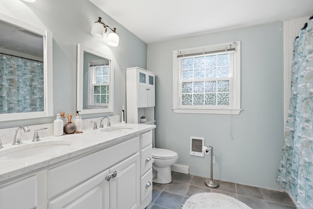 5 Hyder Street, Westborough, MA Photo #20