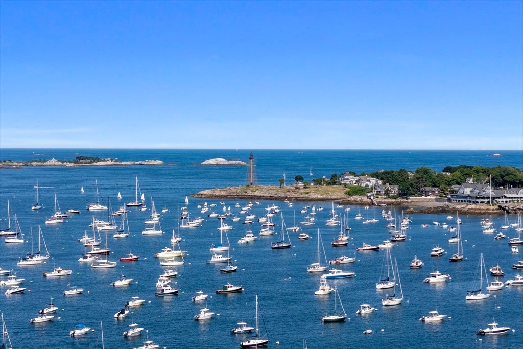 2 Mariners Ln, Marblehead, MA Photo #28